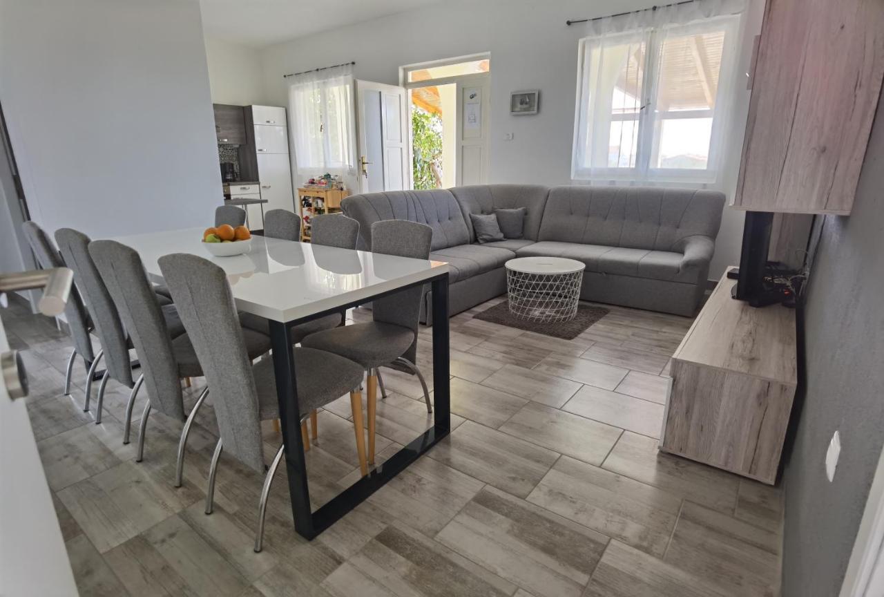 פריבלאקה Apartments Jasna מראה חיצוני תמונה